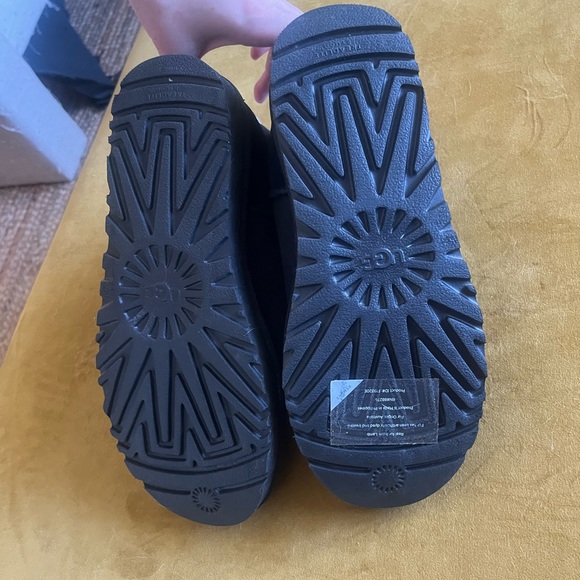 Brand new mini Uggs (no box) - Picture 3 of 3